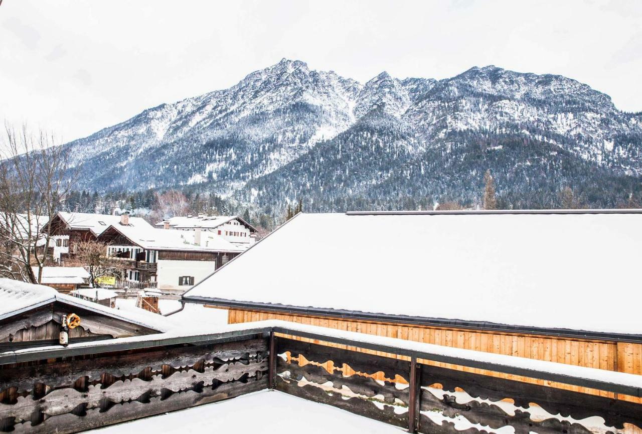 Ferienhaus Butterfly Garmisch-Partenkirchen Exterior photo